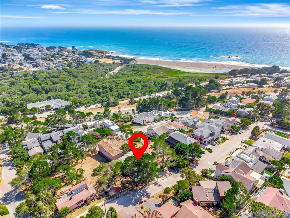 470 Wellington Cambria, CA 93428