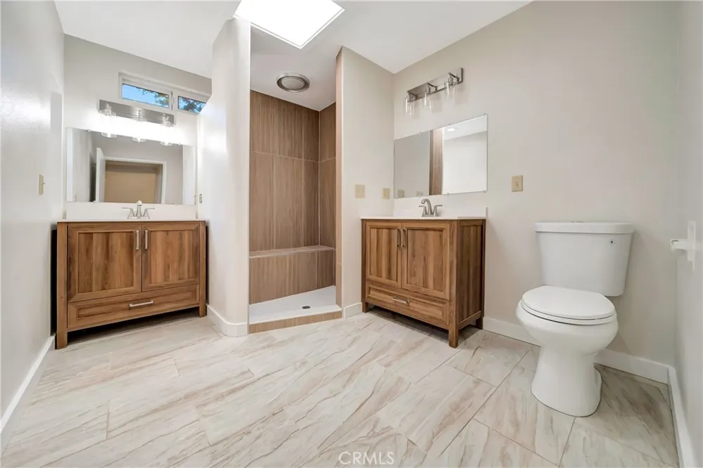 470 Wellington Cambria, CA 93428