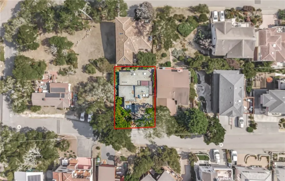 470 Wellington Cambria, CA 93428