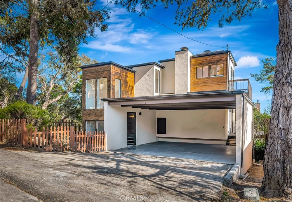 470 Wellington Cambria, CA 93428