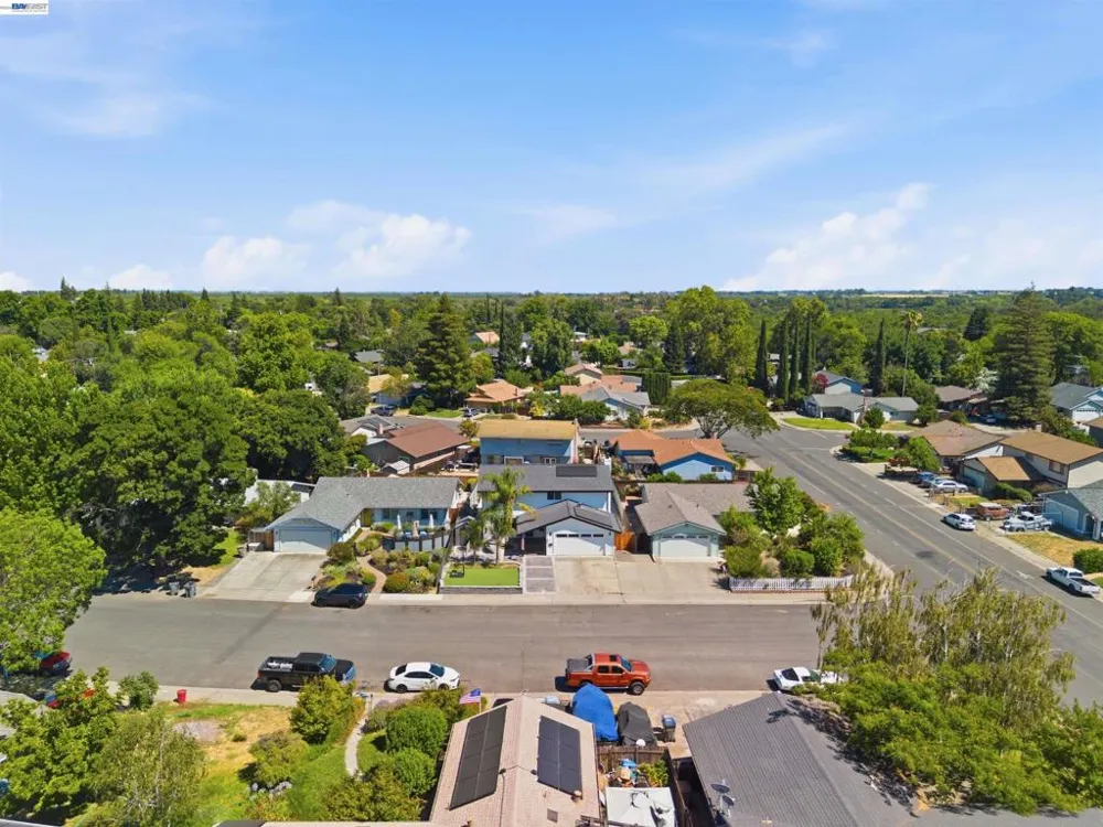 470 Edwards st Winters, CA 95694