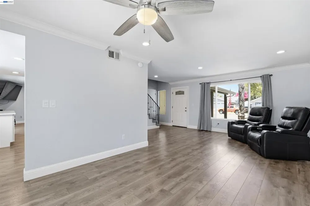 470 Edwards st Winters, CA 95694