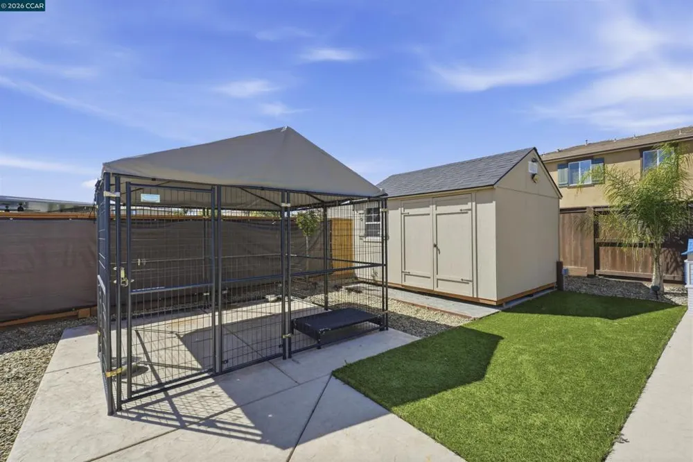 1655 Apricot Ct Dixon, CA 95620