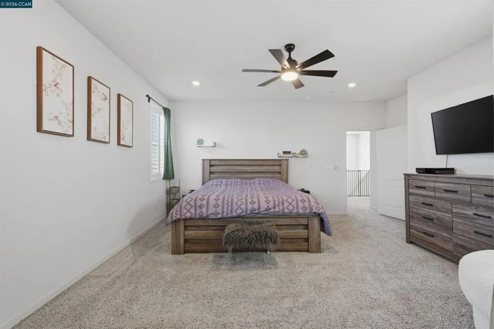 1655 Apricot Ct Dixon, CA 95620