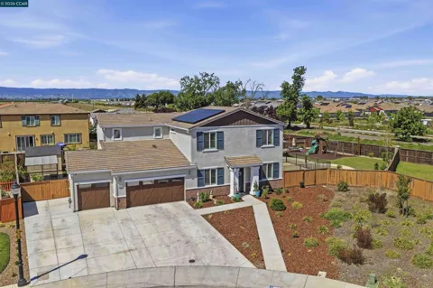 1655 Apricot Ct
