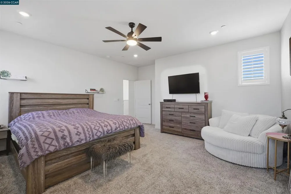 1655 Apricot Ct Dixon, CA 95620