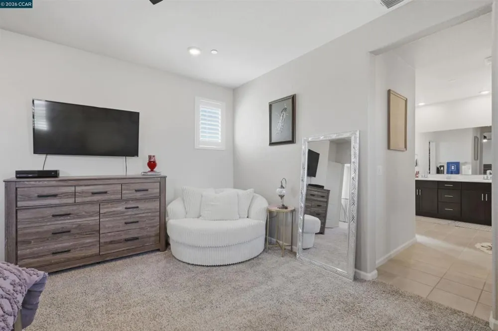 1655 Apricot Ct Dixon, CA 95620