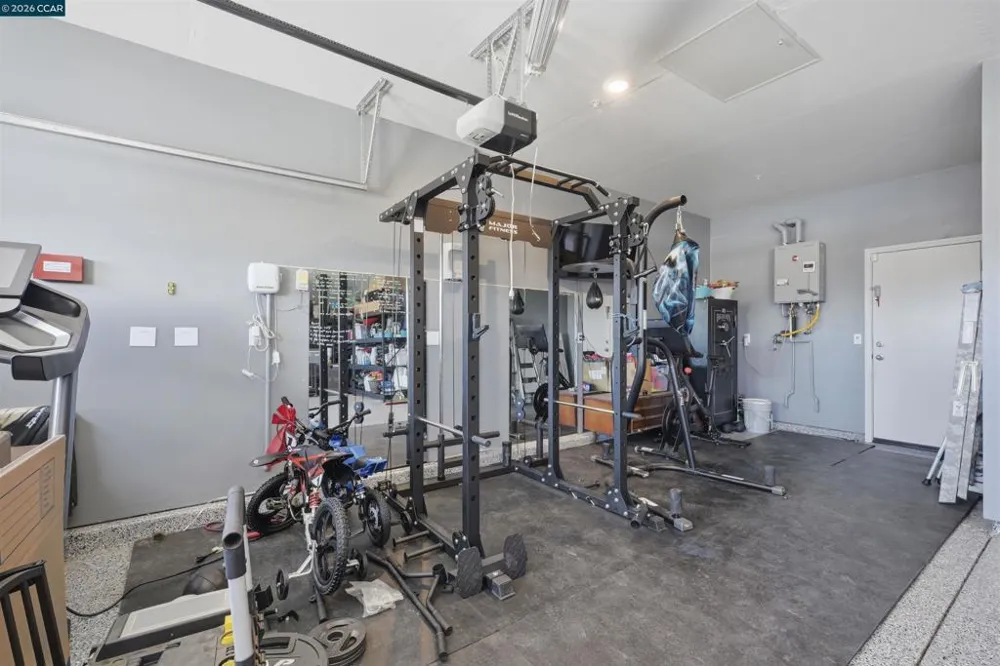 1655 Apricot Ct Dixon, CA 95620