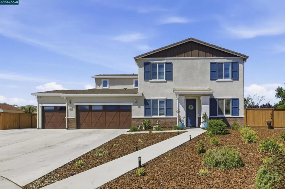 1655 Apricot Ct Dixon, CA 95620