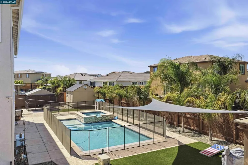 1655 Apricot Ct Dixon, CA 95620
