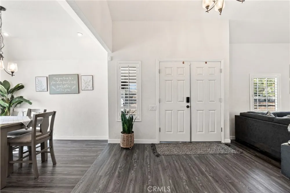 11901 Vista De Cerros Moreno Valley, CA 92555