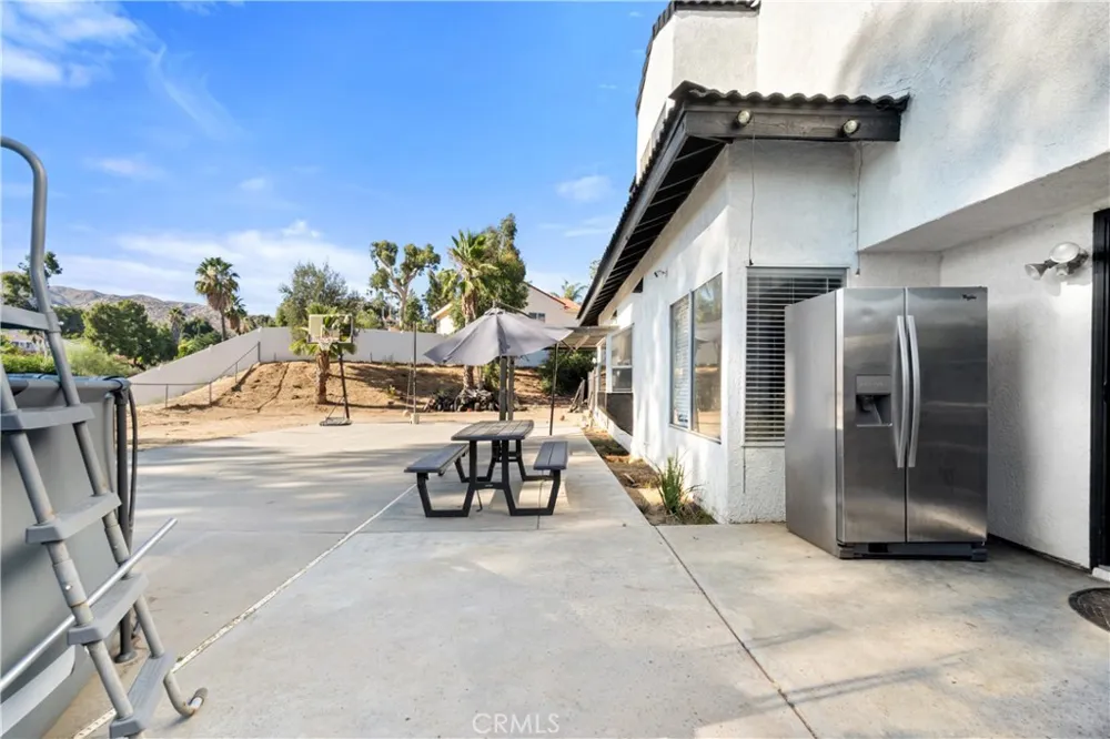 11901 Vista De Cerros Moreno Valley, CA 92555