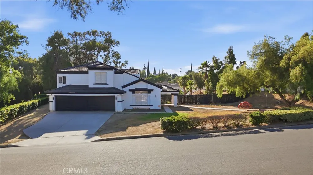 11901 Vista De Cerros Moreno Valley, CA 92555