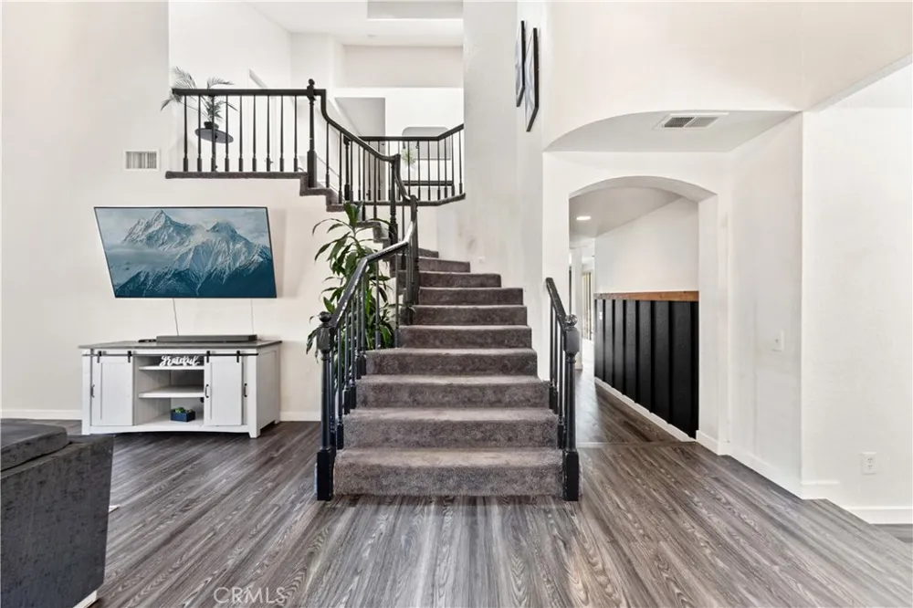 11901 Vista De Cerros Moreno Valley, CA 92555