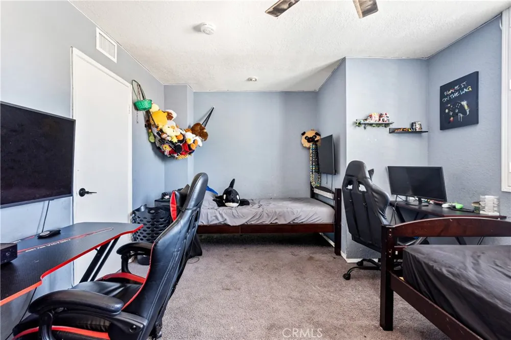 11901 Vista De Cerros Moreno Valley, CA 92555