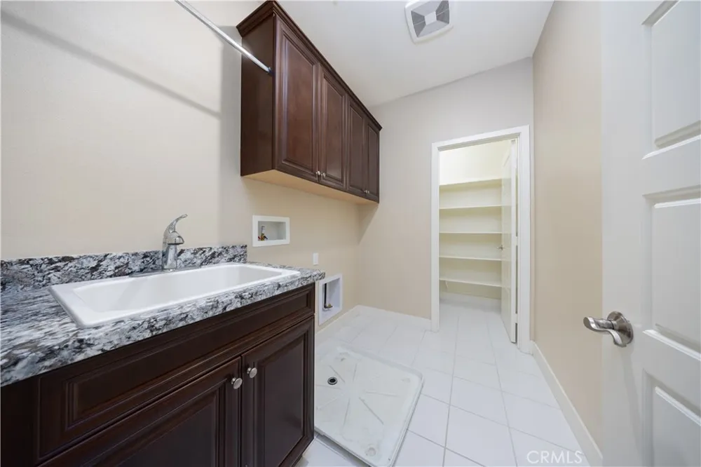 21086 Willow Heights Diamond Bar, CA 91765