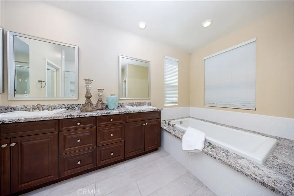 21086 Willow Heights Diamond Bar, CA 91765
