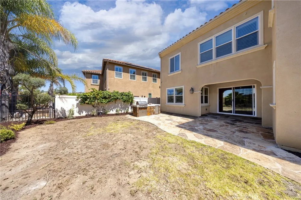 21086 Willow Heights Diamond Bar, CA 91765