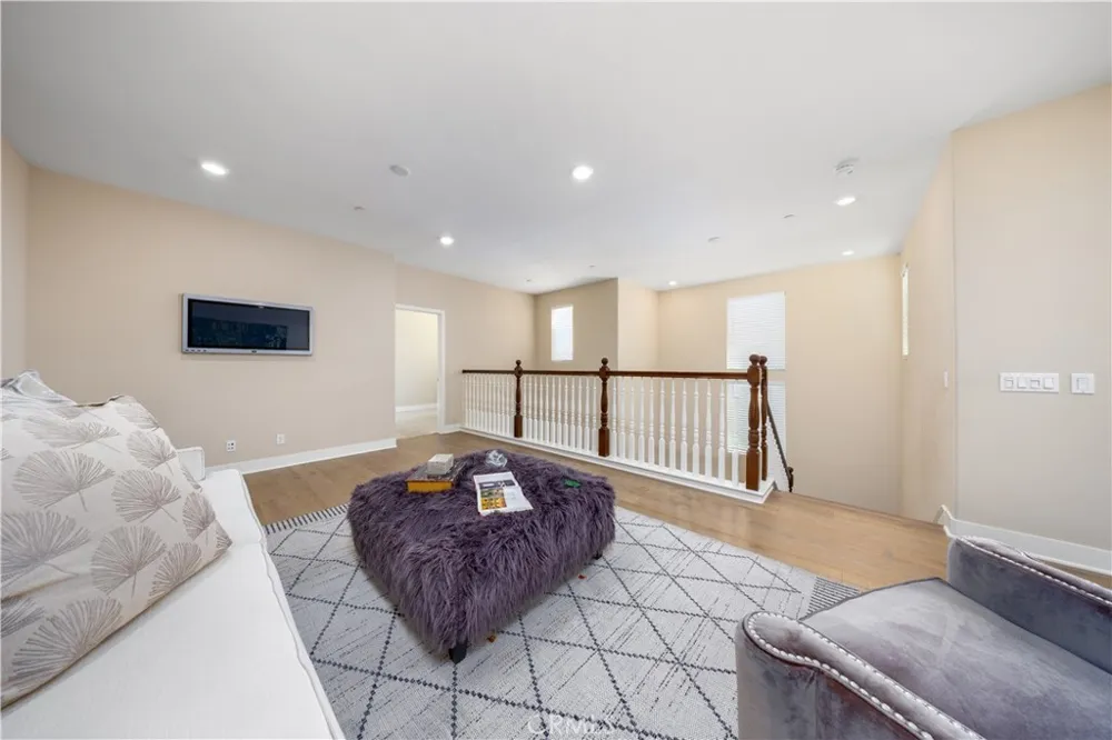 21086 Willow Heights Diamond Bar, CA 91765