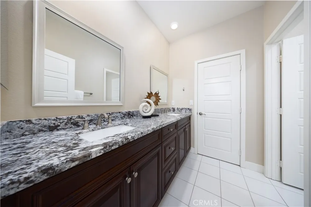 21086 Willow Heights Diamond Bar, CA 91765