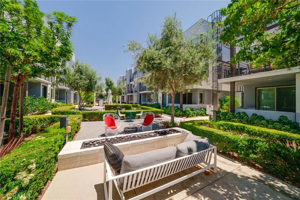315 Placemark Irvine, CA 92614