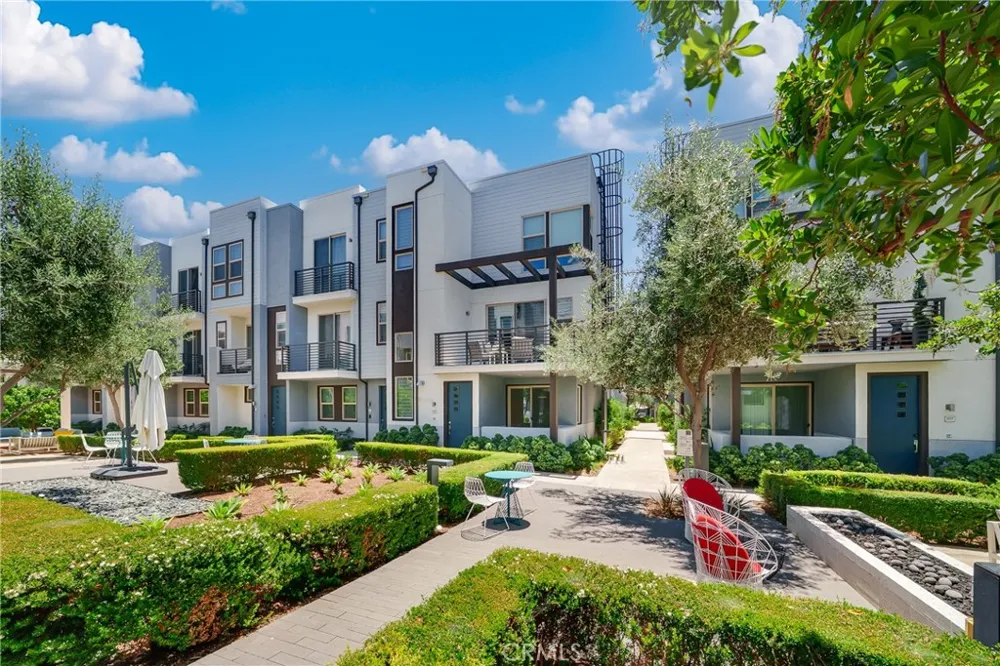315 Placemark Irvine, CA 92614