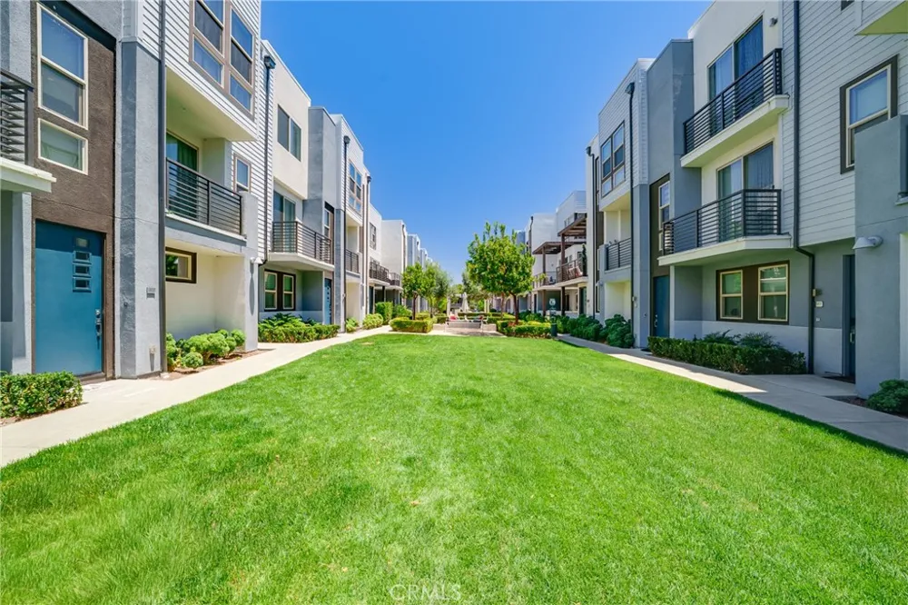315 Placemark Irvine, CA 92614