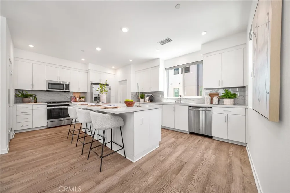 315 Placemark Irvine, CA 92614