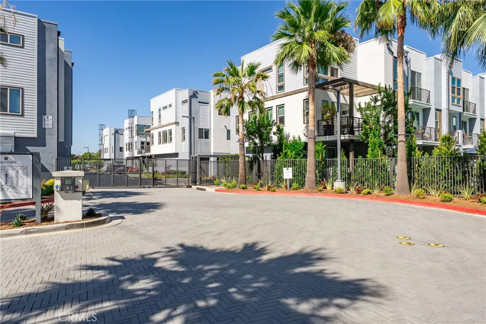 315 Placemark Irvine, CA 92614