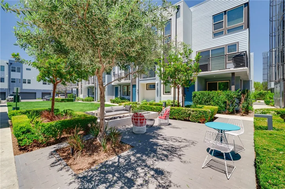 315 Placemark Irvine, CA 92614