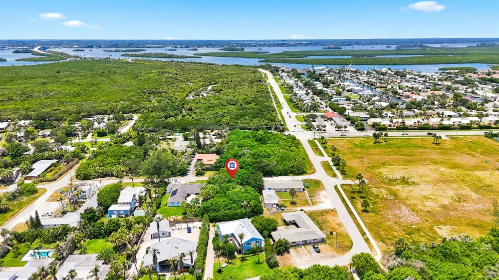 2508 Tamarind Drive Fort Pierce, FL 34949