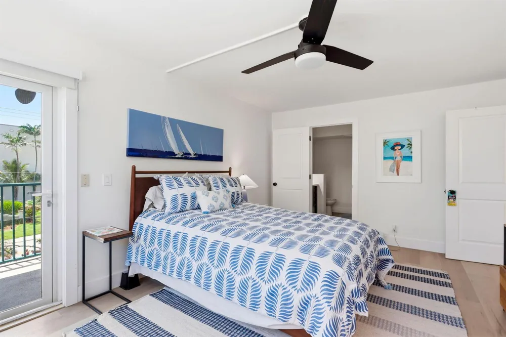 1239 Hillsboro Mile #302 Hillsboro Beach, FL 33062
