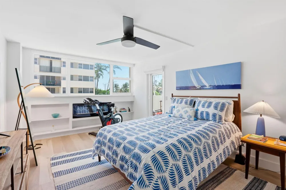 1239 Hillsboro Mile #302 Hillsboro Beach, FL 33062