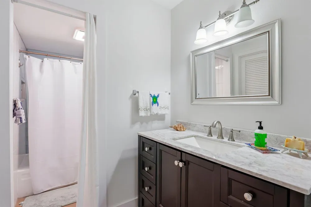 1239 Hillsboro Mile #302 Hillsboro Beach, FL 33062