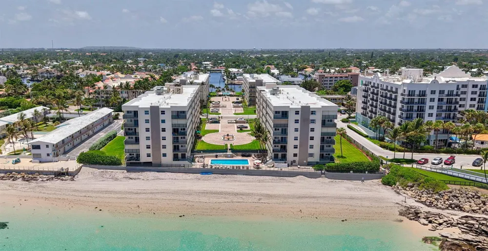 1239 Hillsboro Mile #302 Hillsboro Beach, FL 33062