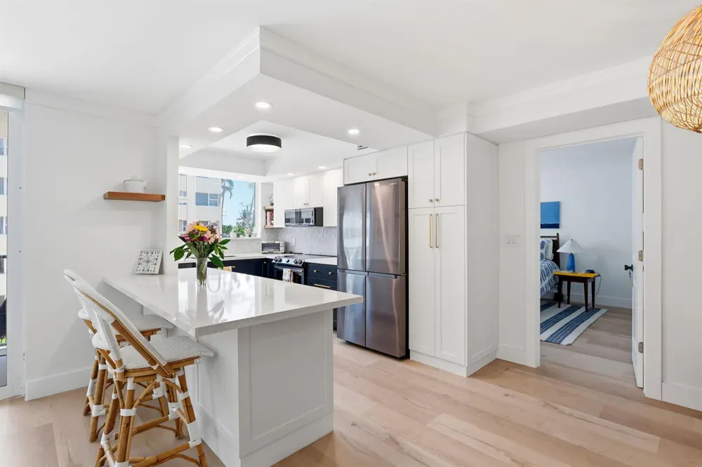 1239 Hillsboro Mile #302 Hillsboro Beach, FL 33062