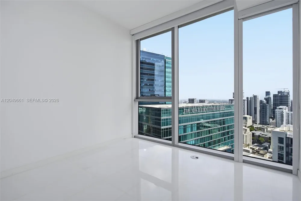 300 Biscayne Boulevard Way #4808W Miami, FL 33131