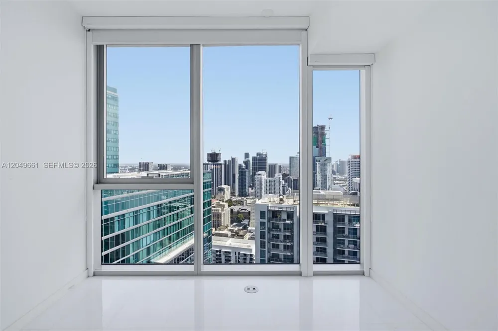 300 Biscayne Boulevard Way #4808W Miami, FL 33131