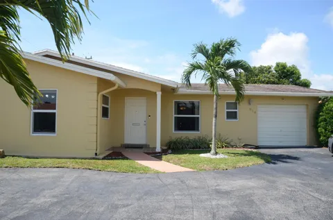 914 SW 4th Street