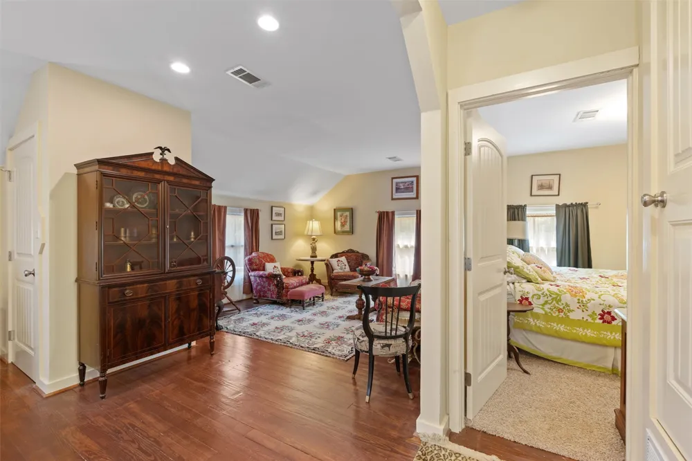 535 E 14th Street Bartlesville, OK 74003