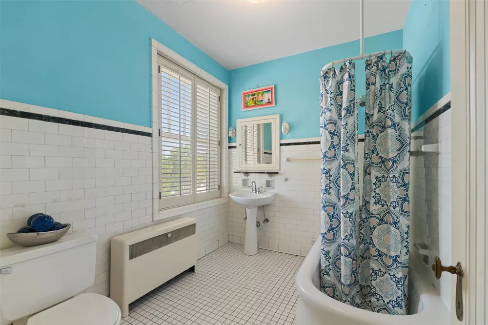 535 E 14th Street Bartlesville, OK 74003