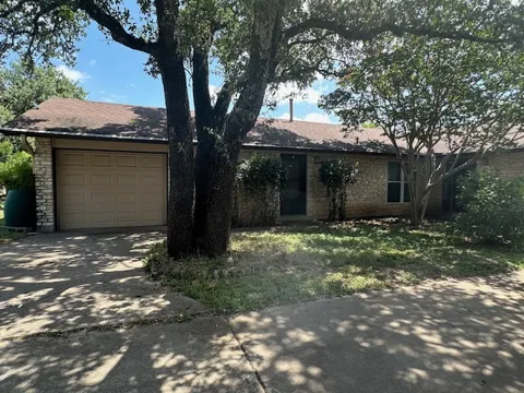 11701 Bayou Bend