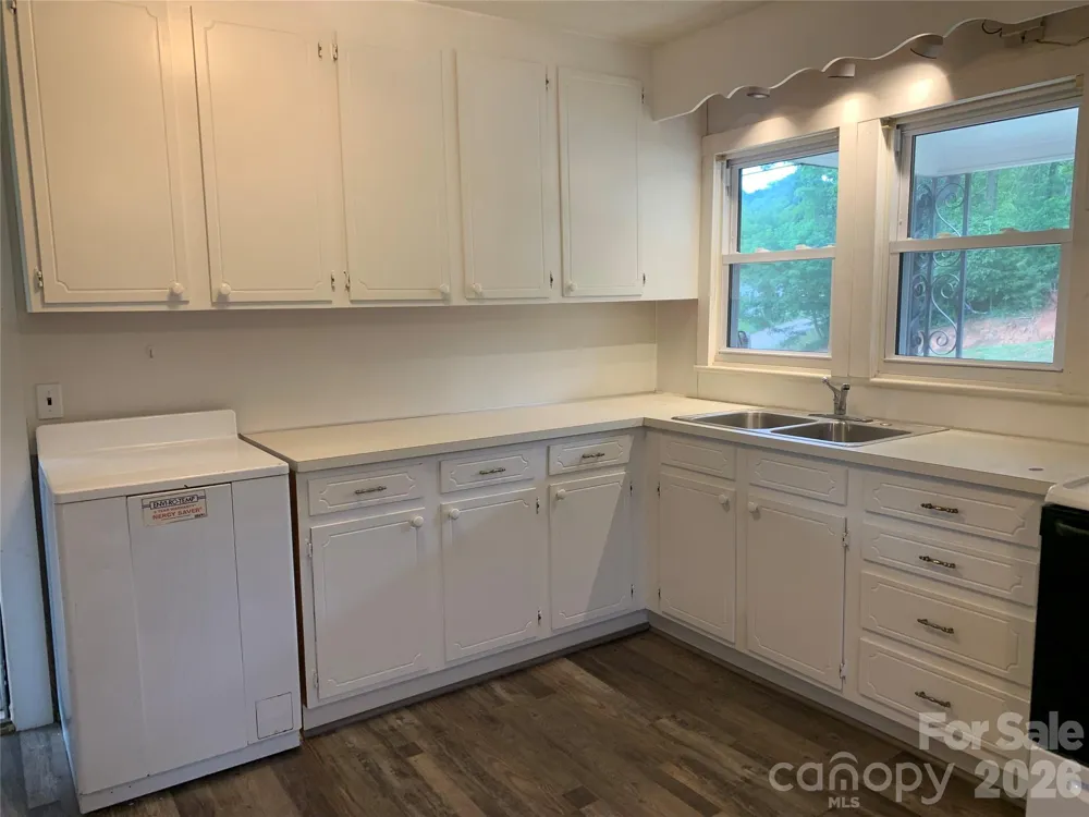 6285 & 6231 Nc 16 Highway Taylorsville, NC 28681