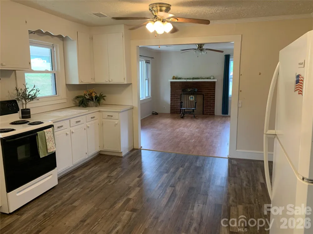6285 & 6231 Nc 16 Highway Taylorsville, NC 28681