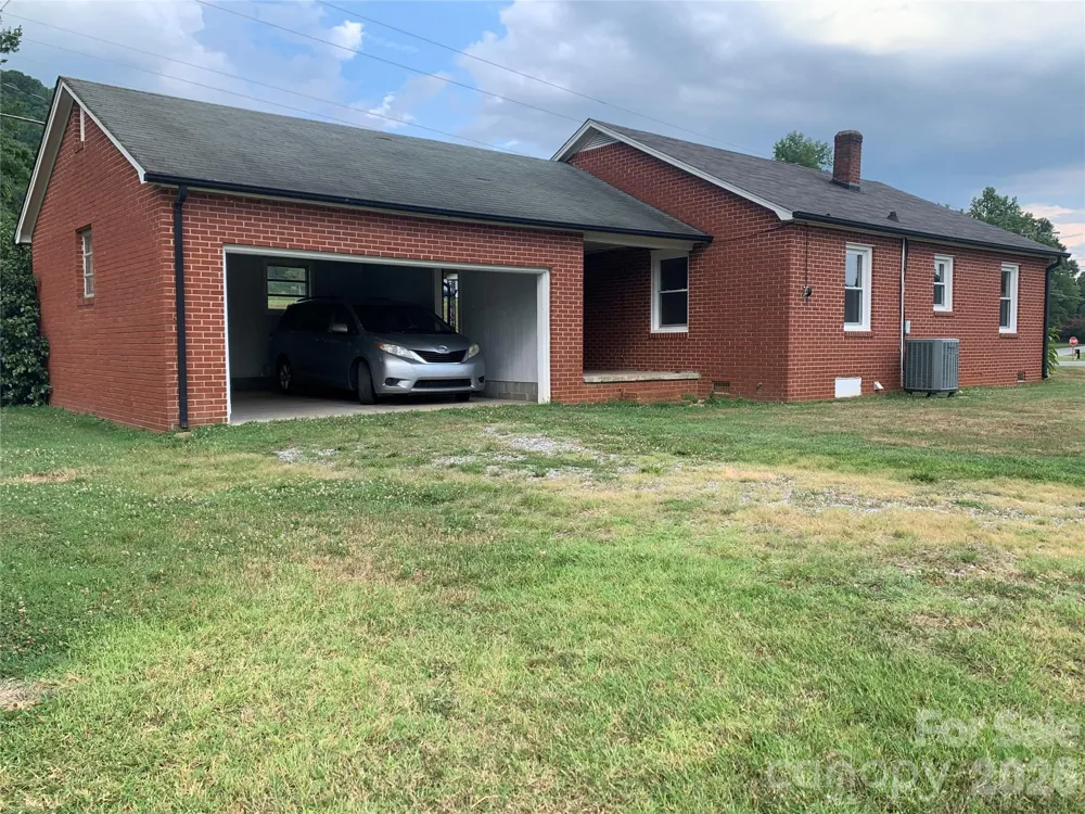 6285 & 6231 Nc 16 Highway Taylorsville, NC 28681