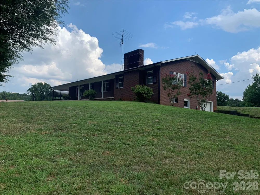 6285 & 6231 Nc 16 Highway Taylorsville, NC 28681