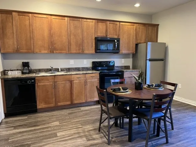 2410 S 2nd Street #951 Waco, TX 76706
