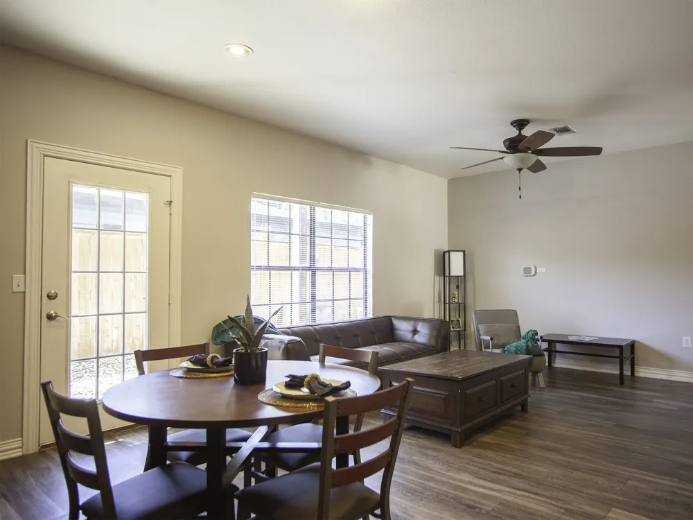2410 S 2nd Street #951 Waco, TX 76706