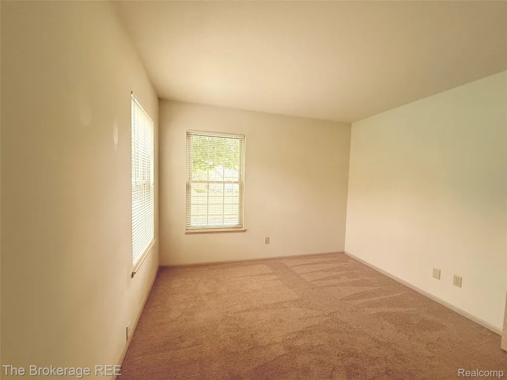 610 Perry Creek Drive Grand Blanc City, MI 48439