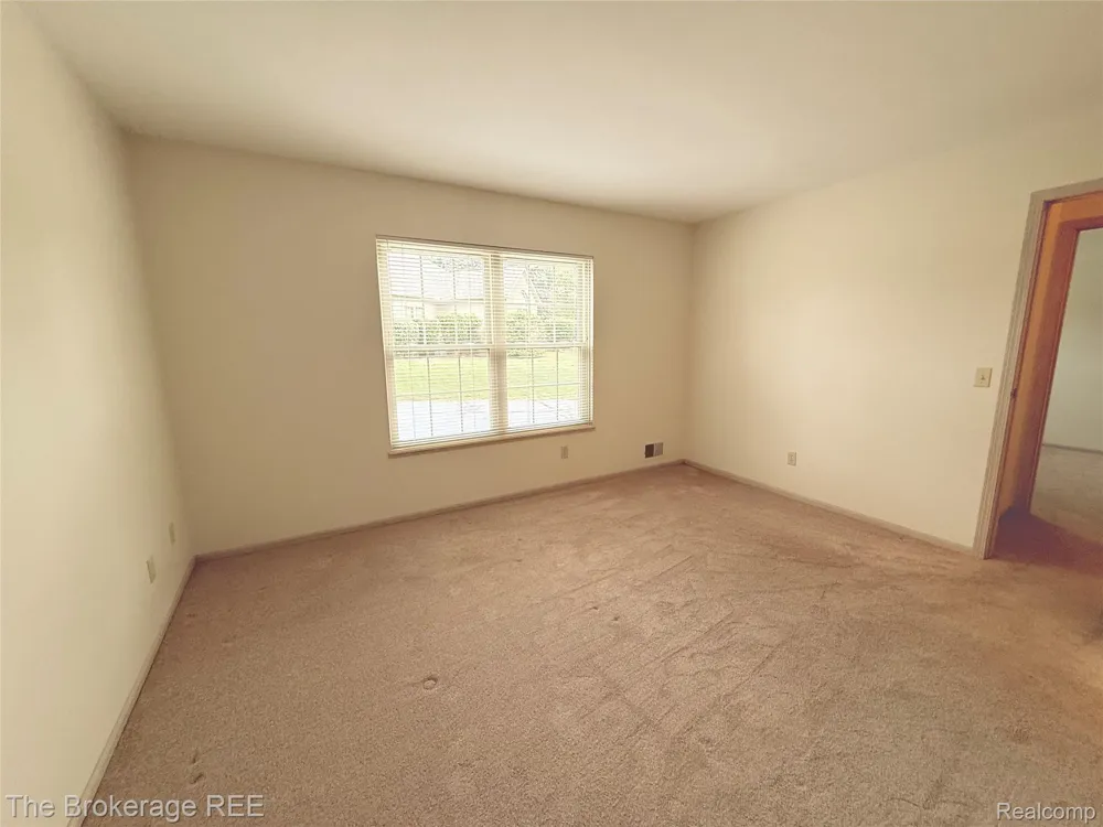 610 Perry Creek Drive Grand Blanc City, MI 48439
